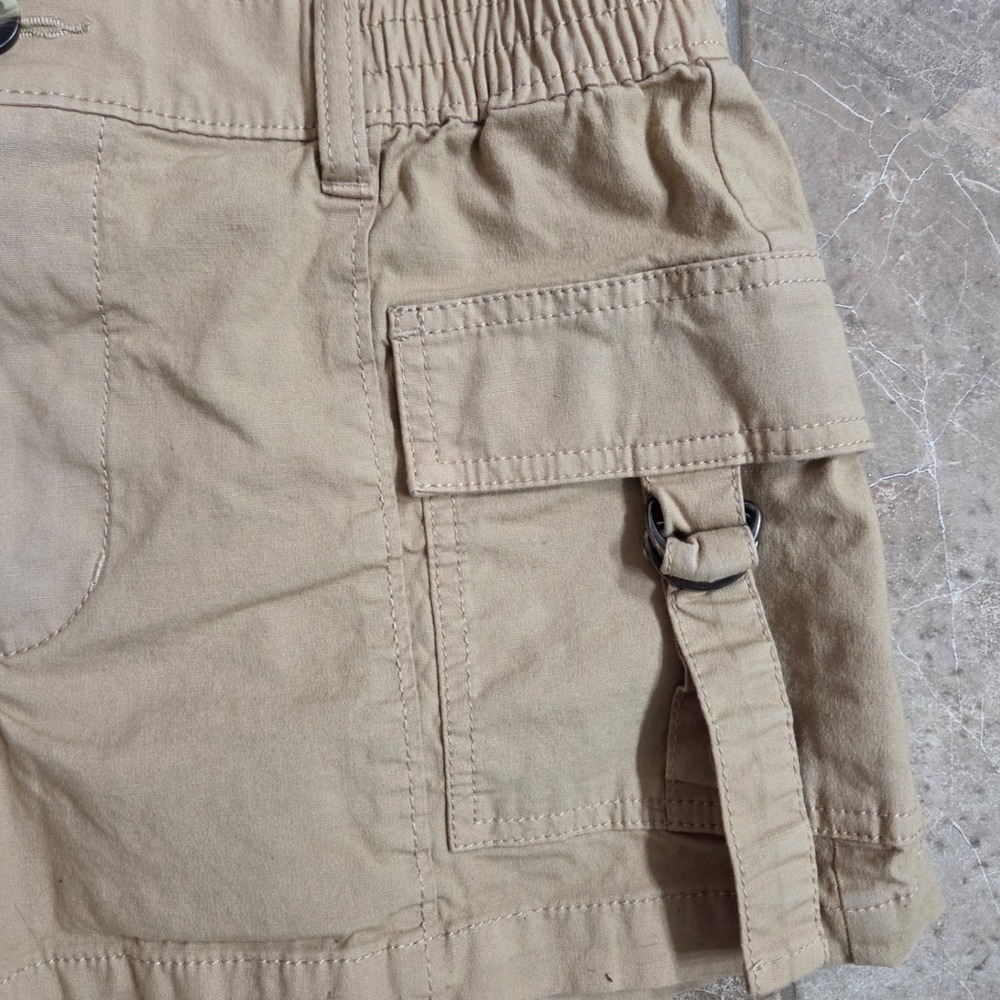 Women's So Cargo Shorts in Tan and Green - Picture 6 of 12